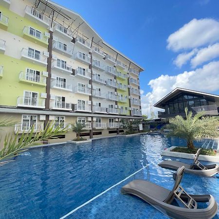 Travelers Delight Amani Grand Resort Residences 3-5Mins From Airport Мактан Экстерьер фото